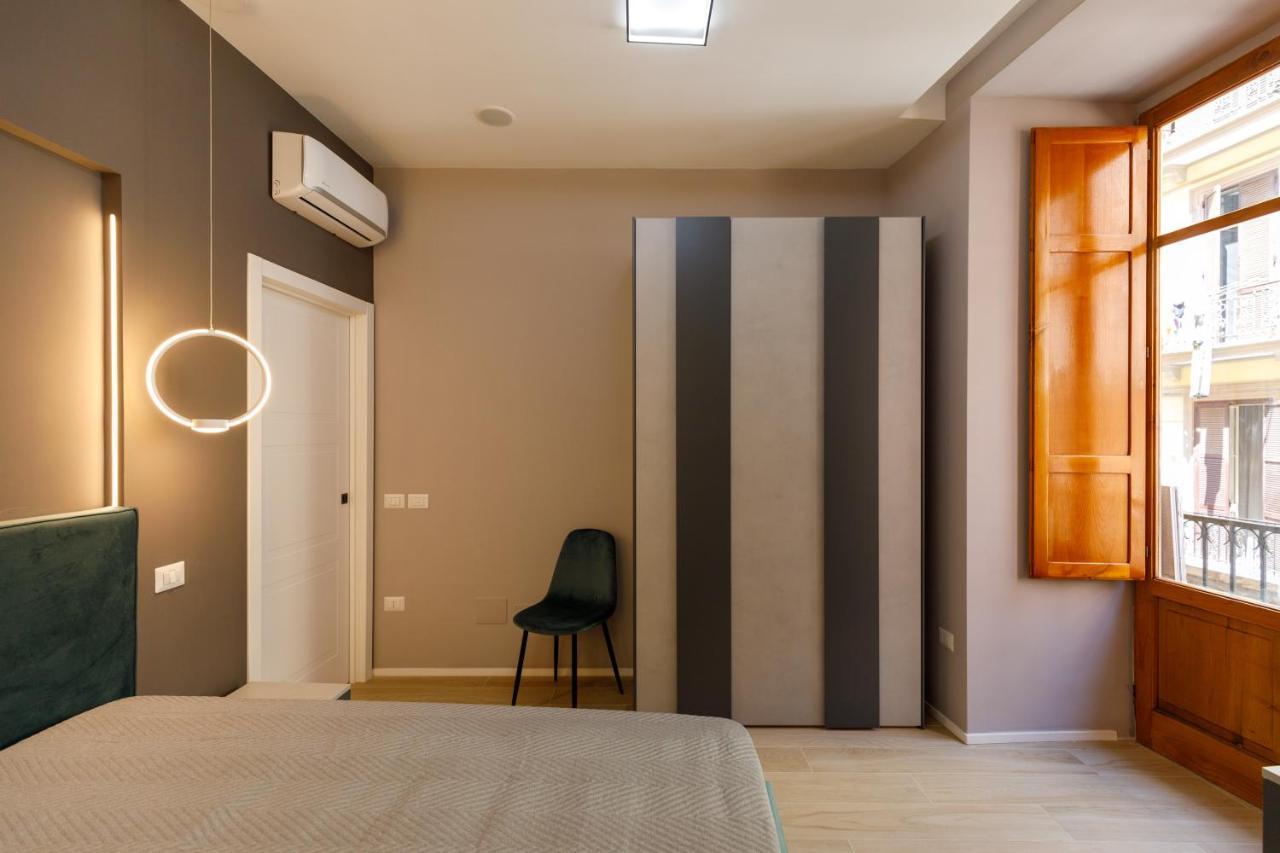 Seven Winds Suite Naples Extérieur photo