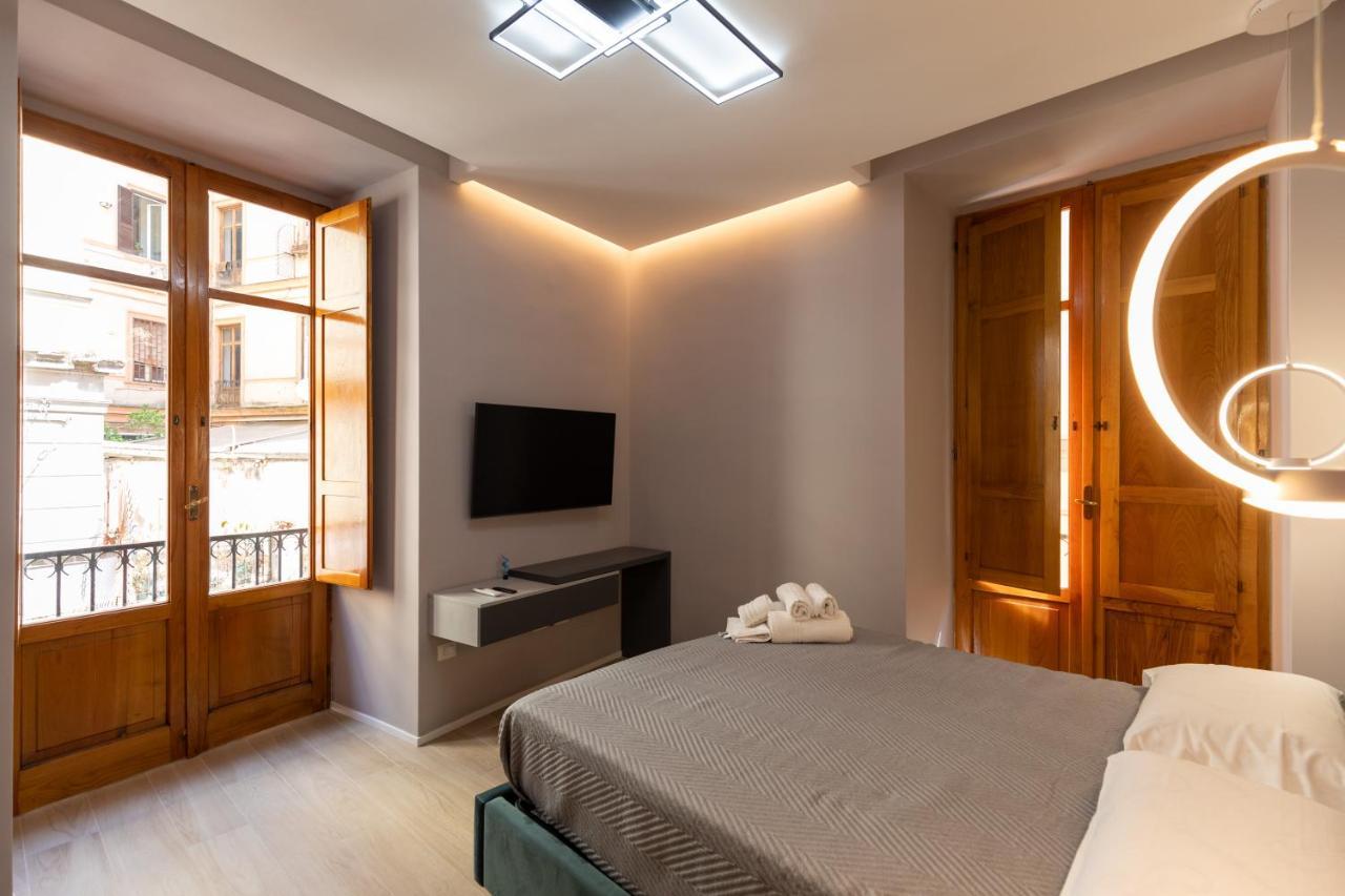 Seven Winds Suite Naples Extérieur photo