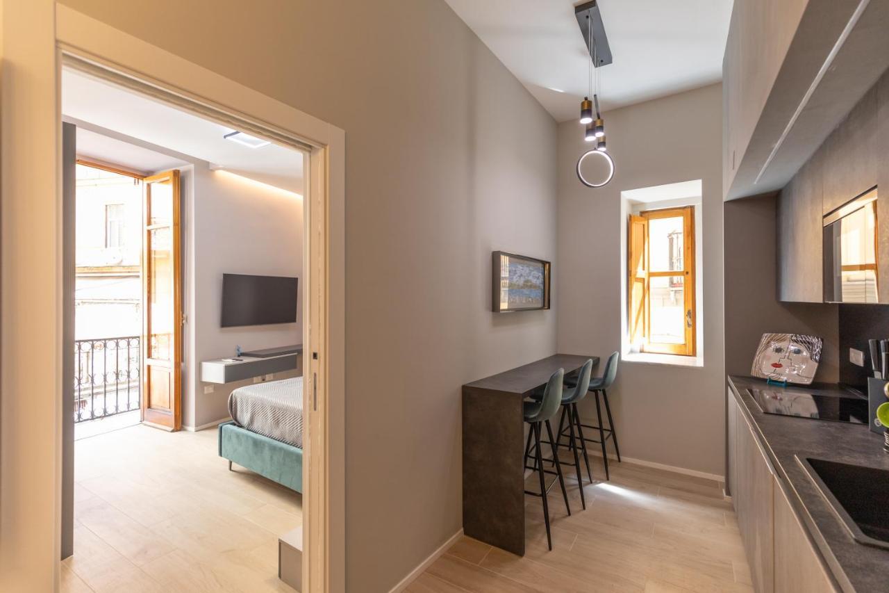 Seven Winds Suite Naples Extérieur photo